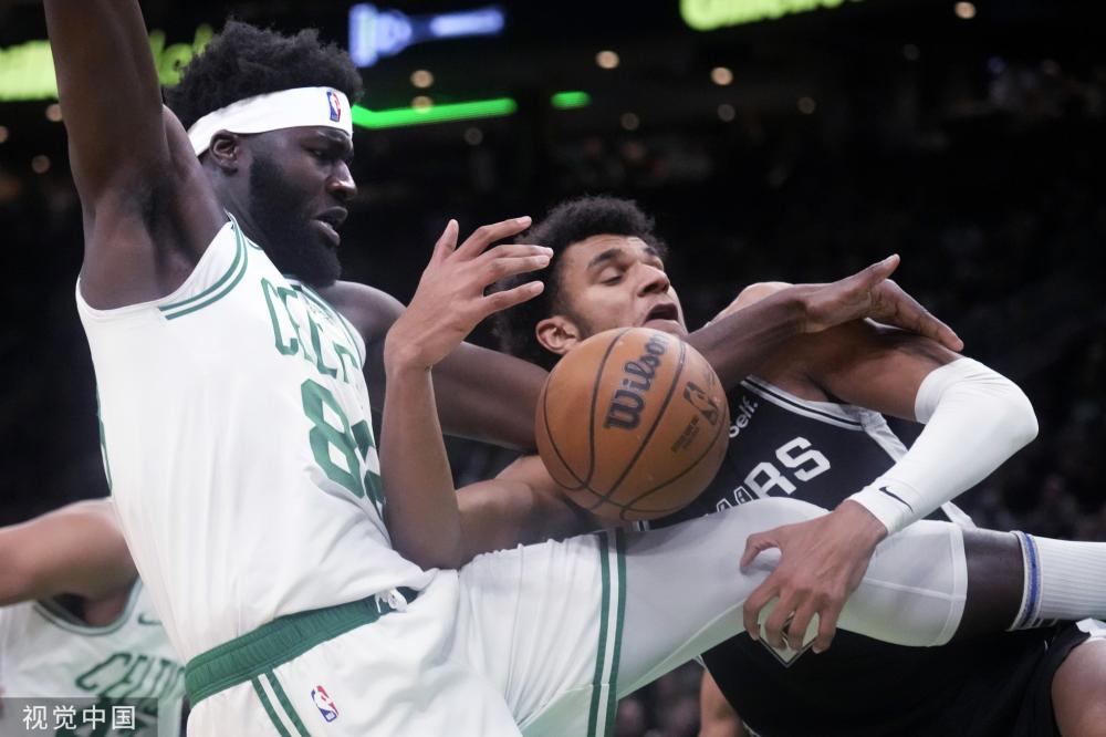 她弥补自我 她弥补自我