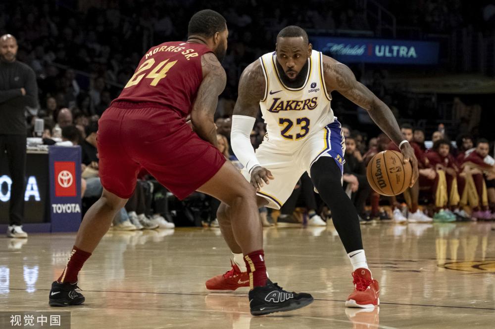 詹姆斯再创 詹姆斯再创