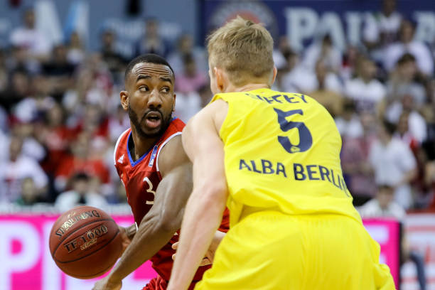 人声名大噪 人声名大噪