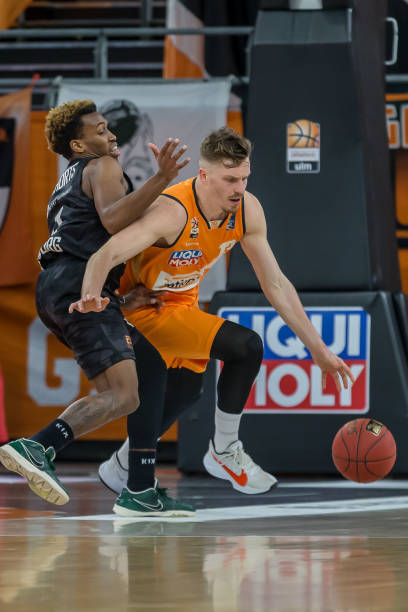 细节决定成 细节决定成